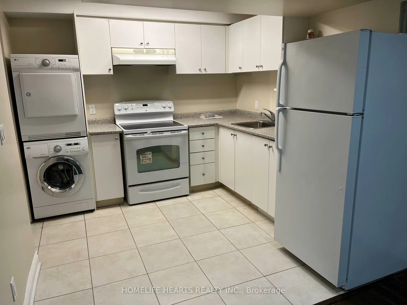 712, Kaiser, Meadowvale Village, Mississauga