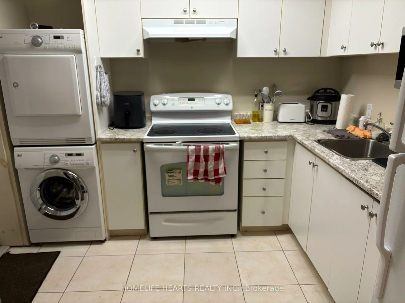 712, Kaiser, Meadowvale Village, Mississauga