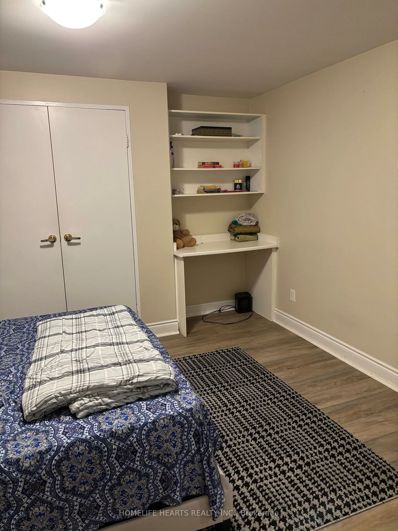 712, Kaiser, Meadowvale Village, Mississauga