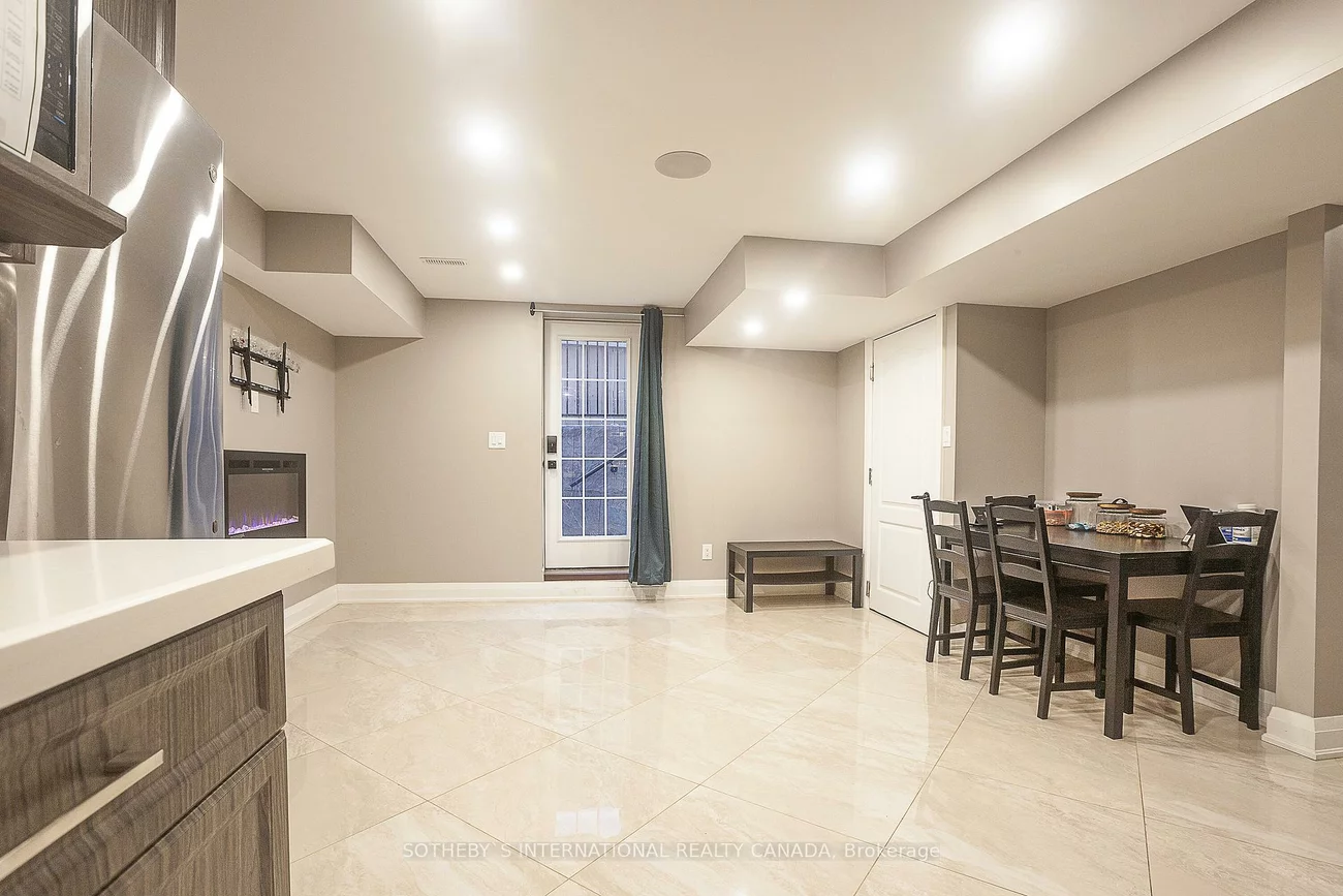 5622, Lucy, Churchill Meadows, Mississauga