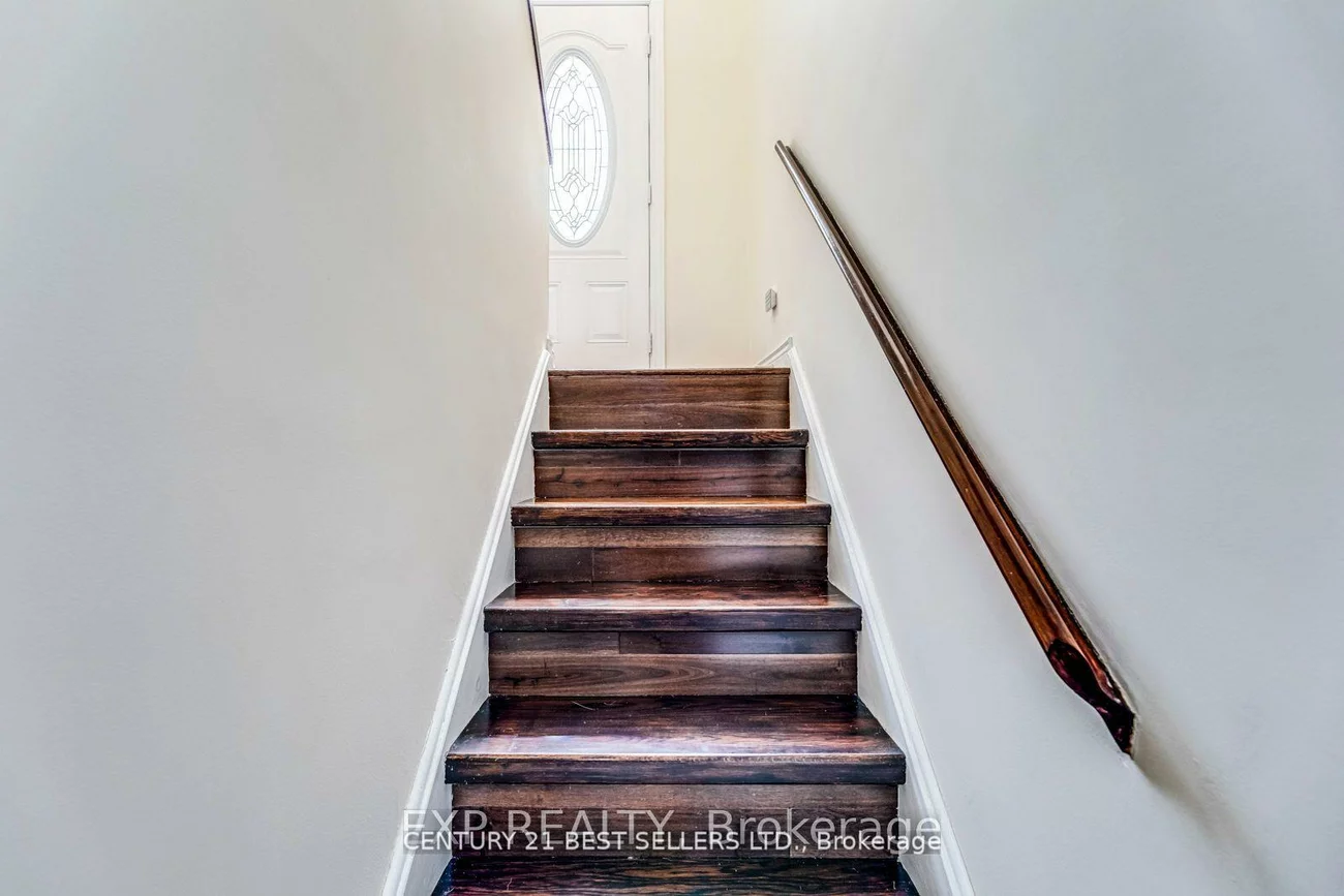 12, Bowshelm, Streetsville, Mississauga