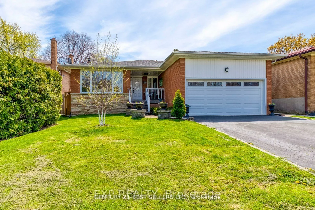 12, Bowshelm, Streetsville, Mississauga