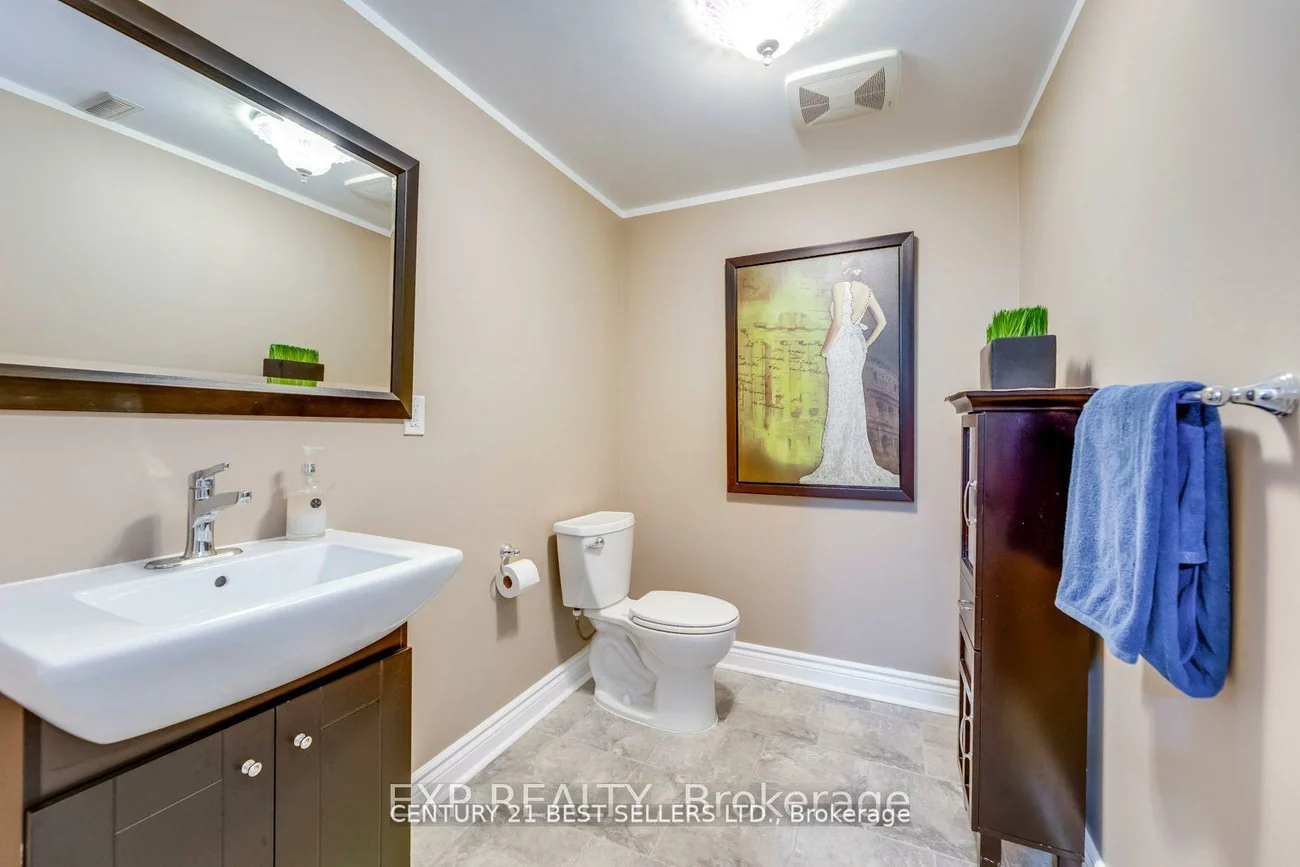 12, Bowshelm, Streetsville, Mississauga