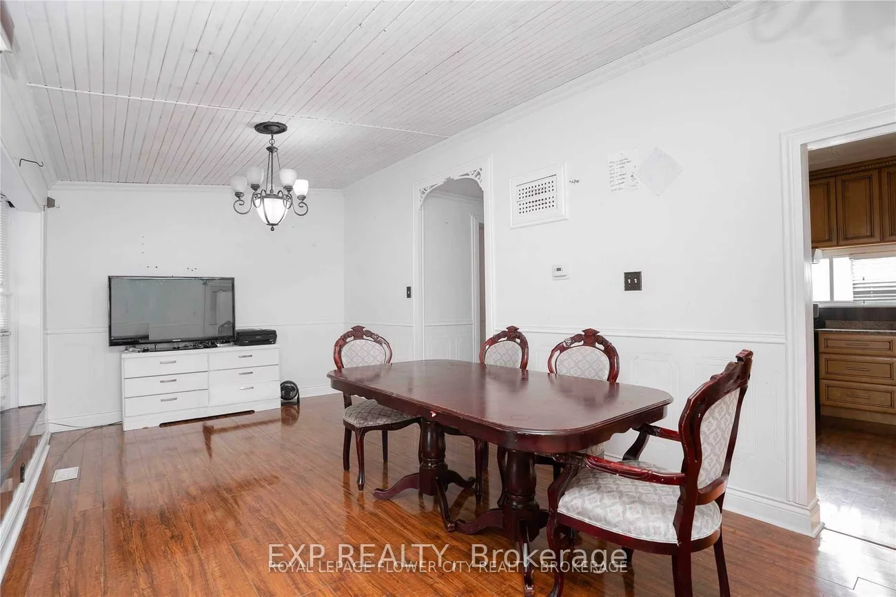 7501, Homeside, Malton, Mississauga