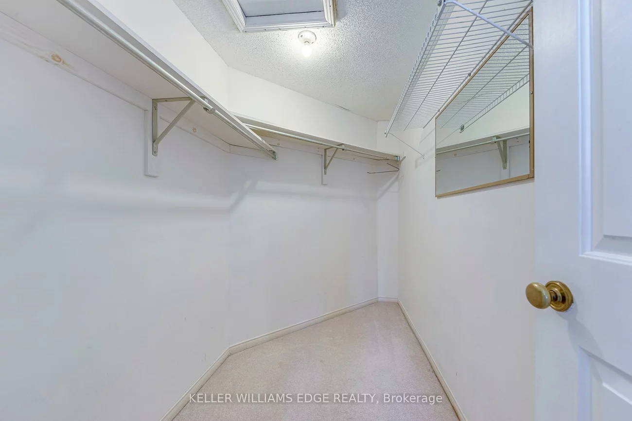 2677, Lindholm, Central Erin Mills, Mississauga
