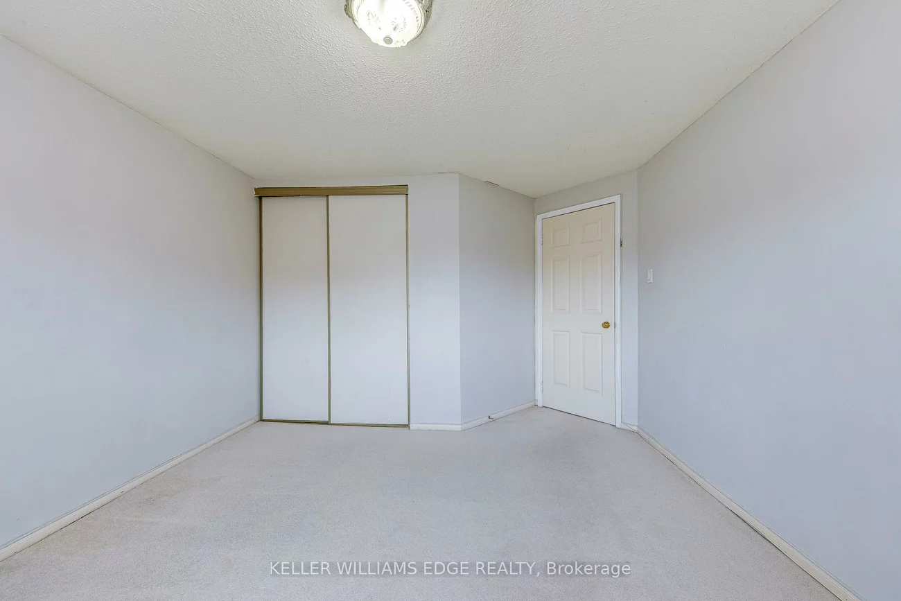 2677, Lindholm, Central Erin Mills, Mississauga