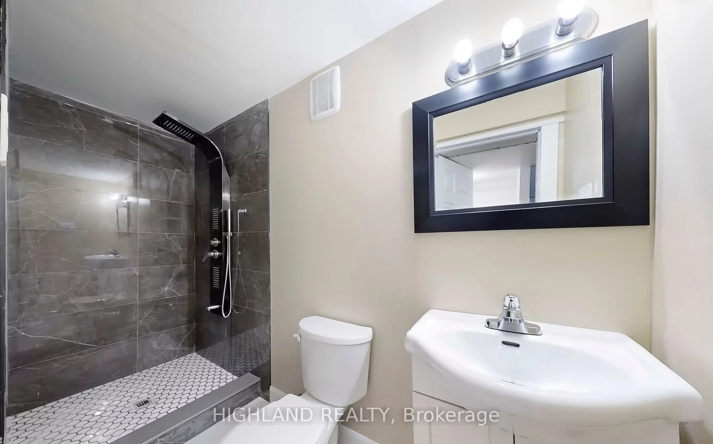 1139, Shadeland, Erindale, Mississauga