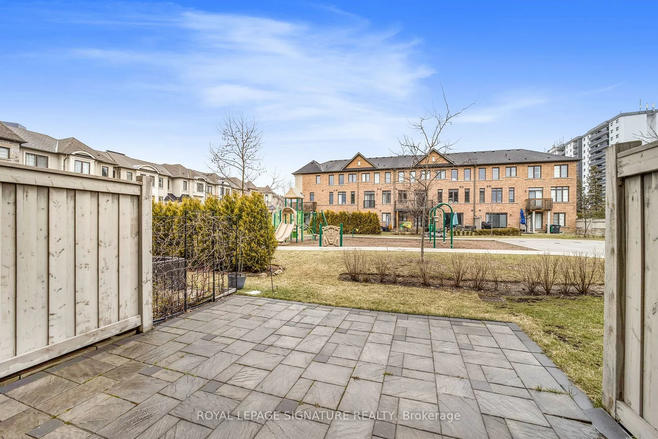 555, Mermaid, Lakeview, Mississauga
