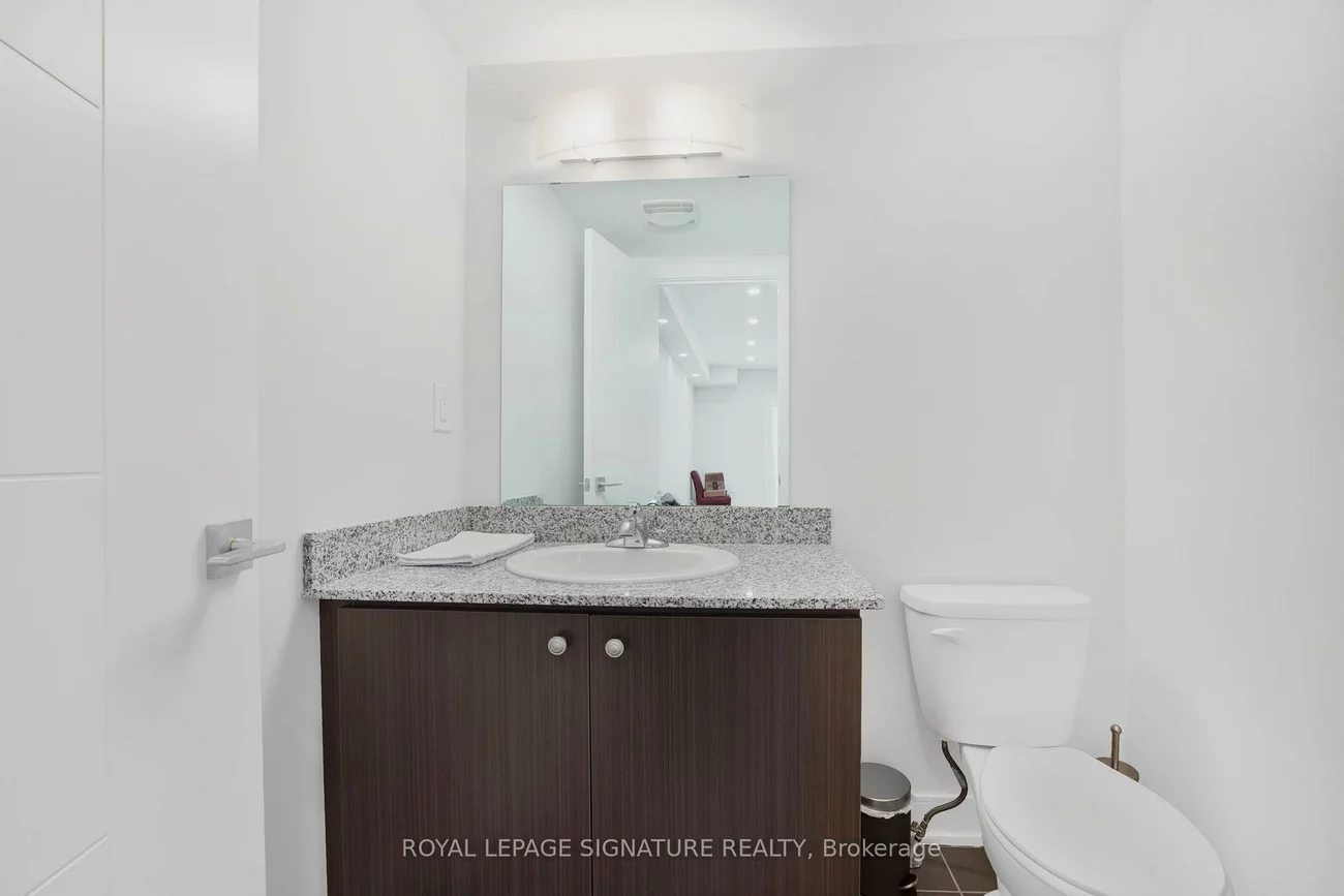555, Mermaid, Lakeview, Mississauga
