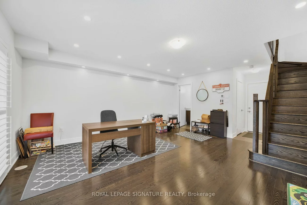 555, Mermaid, Lakeview, Mississauga