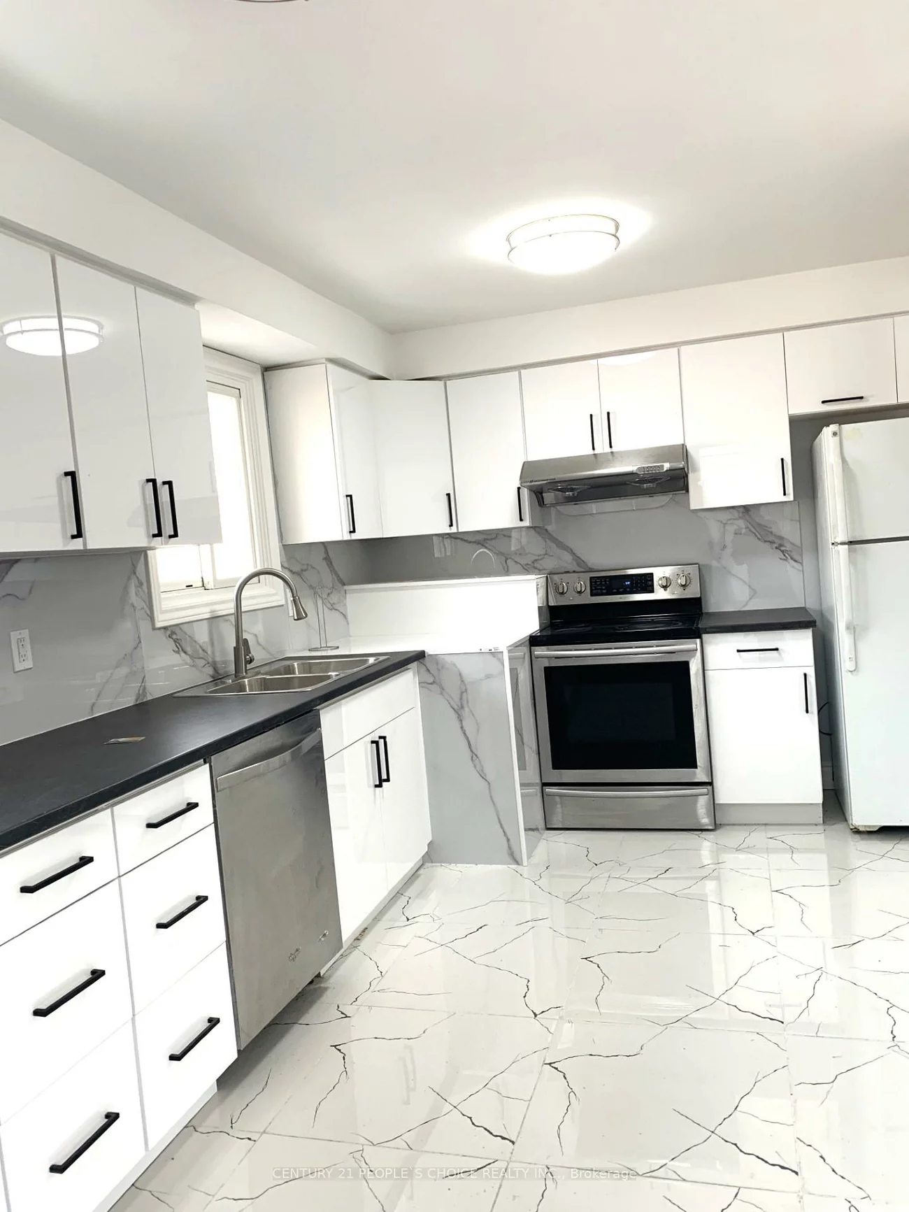 2638, Sherhill, Clarkson, Mississauga