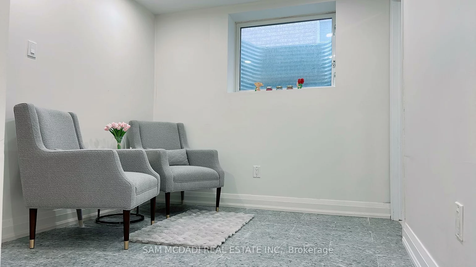 565, Indian Summer, Hurontario, Mississauga