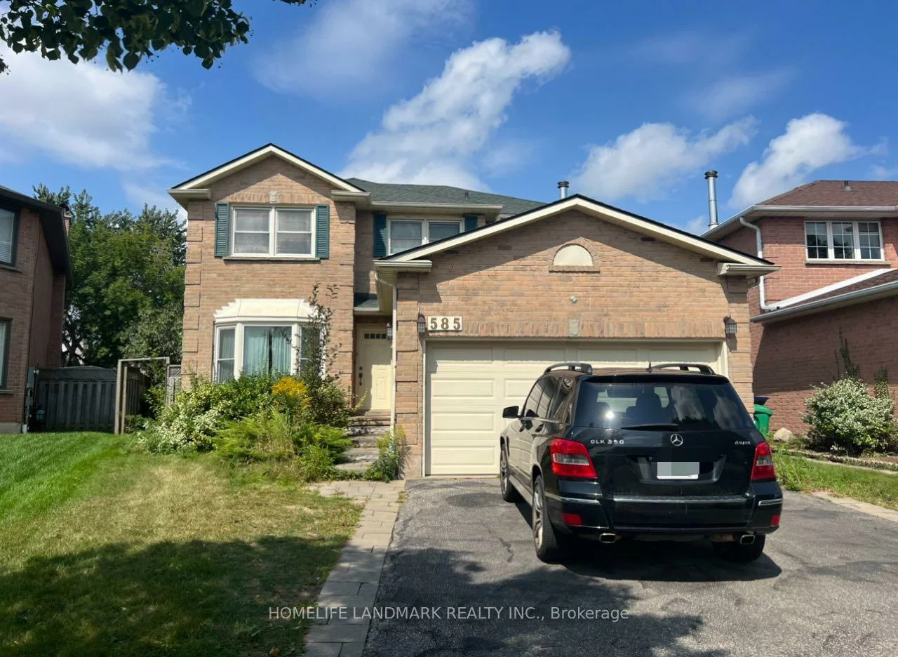 585, Yorkminster, Hurontario, Mississauga