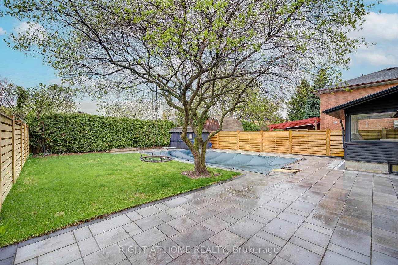 1368, Strathy, Lakeview, Mississauga