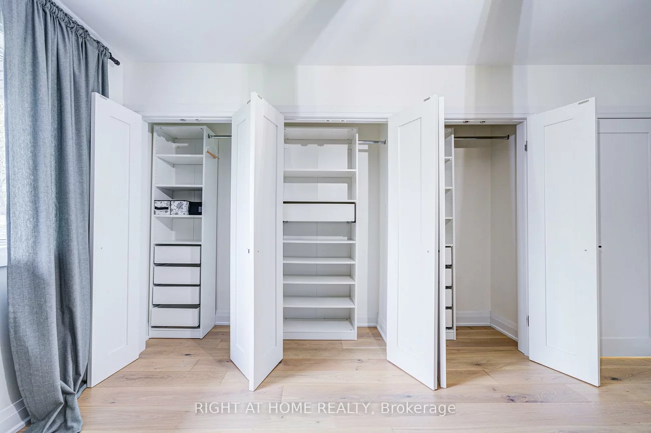 1368, Strathy, Lakeview, Mississauga