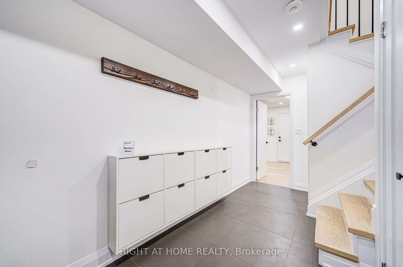 1368, Strathy, Lakeview, Mississauga