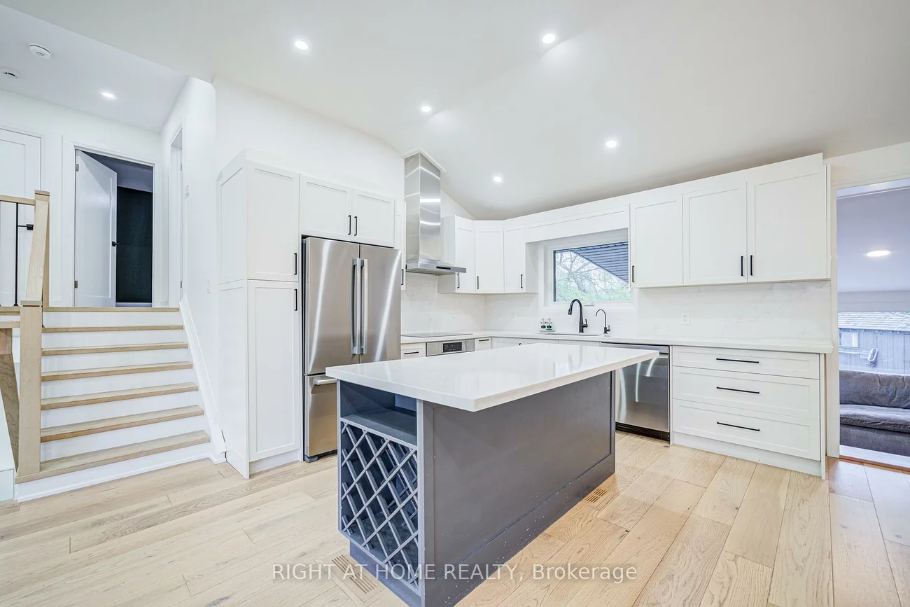 1368, Strathy, Lakeview, Mississauga