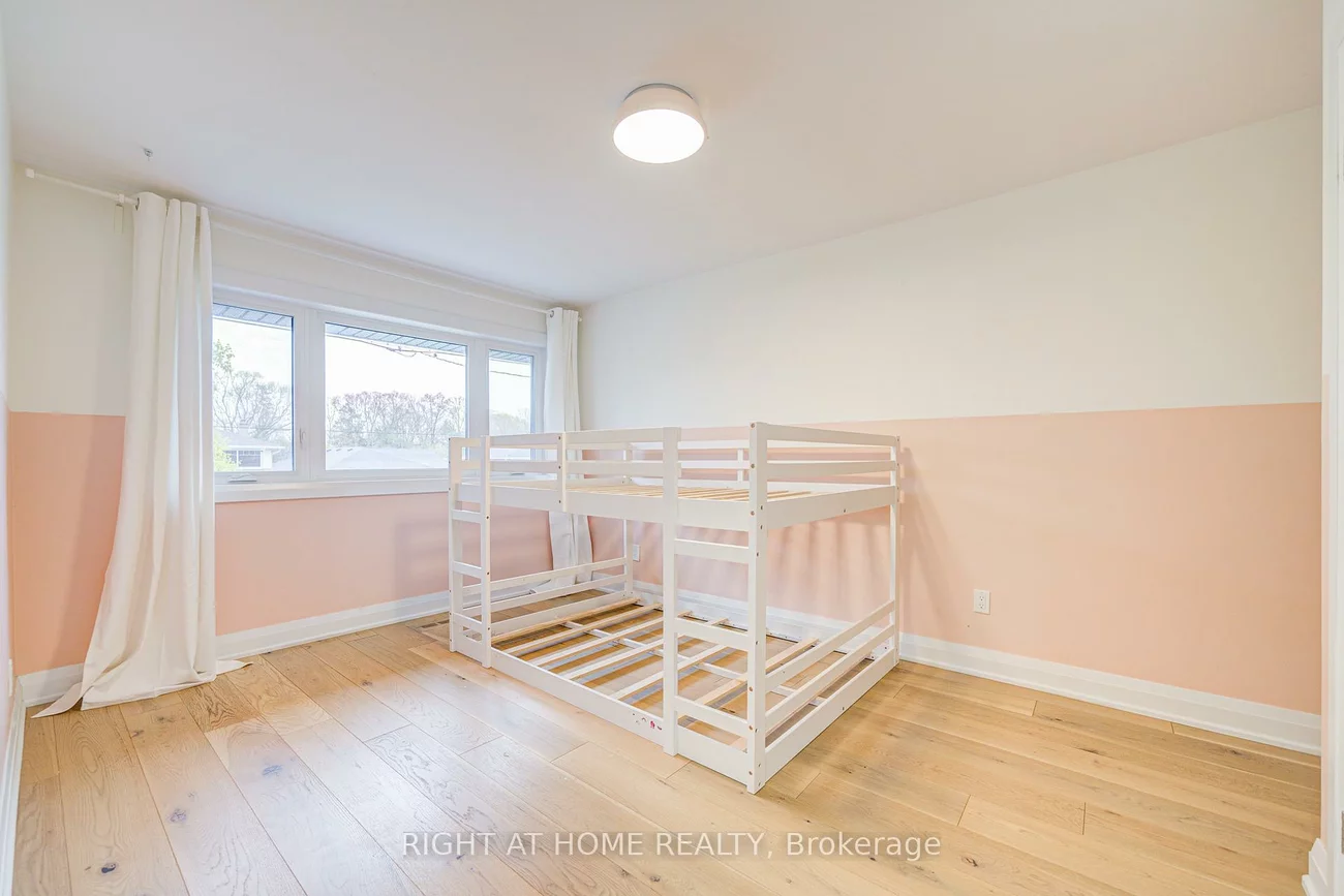 1368, Strathy, Lakeview, Mississauga