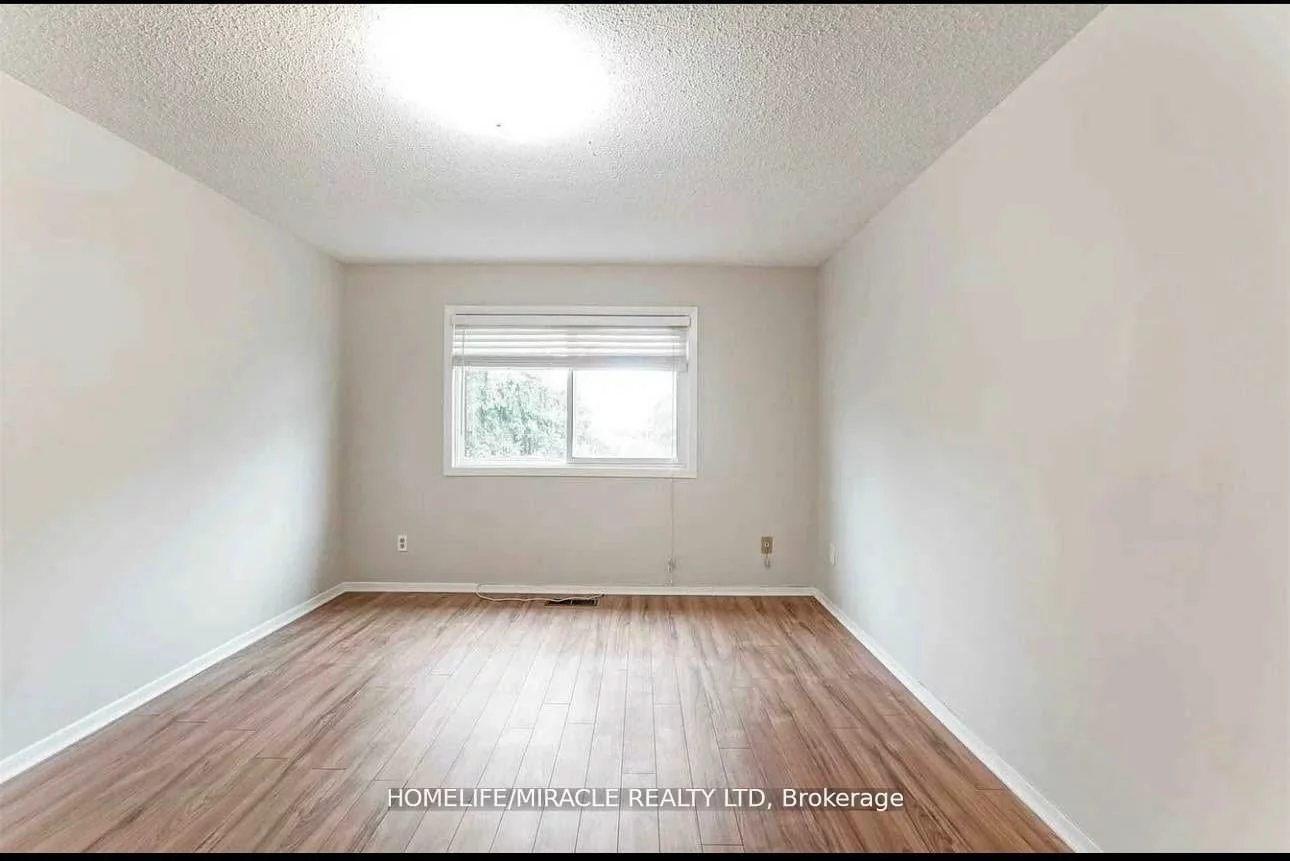 6900, Estoril, Meadowvale, Mississauga