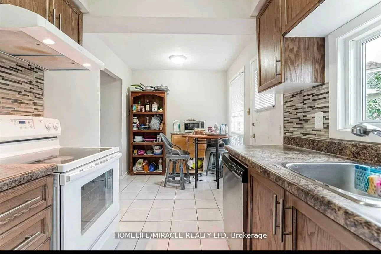 6900, Estoril, Meadowvale, Mississauga