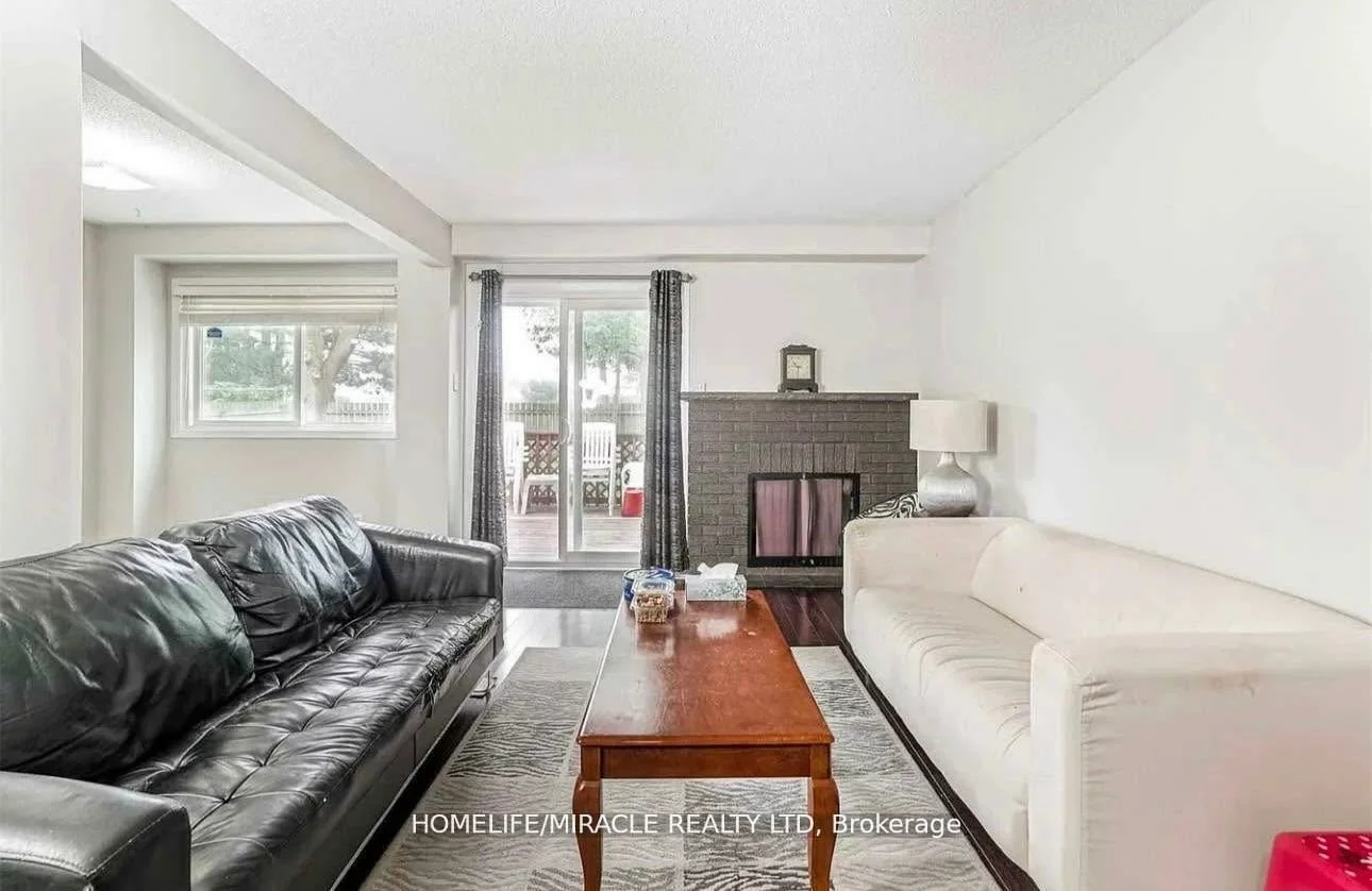 6900, Estoril, Meadowvale, Mississauga