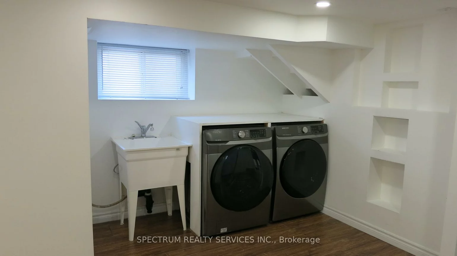 639, Third, Lakeview, Mississauga