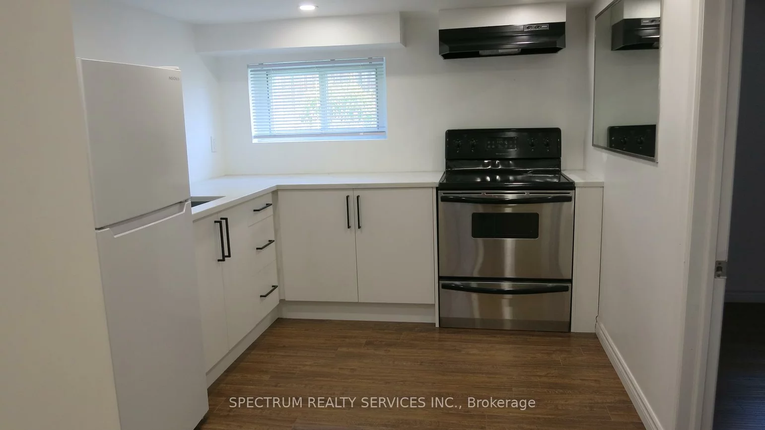 639, Third, Lakeview, Mississauga
