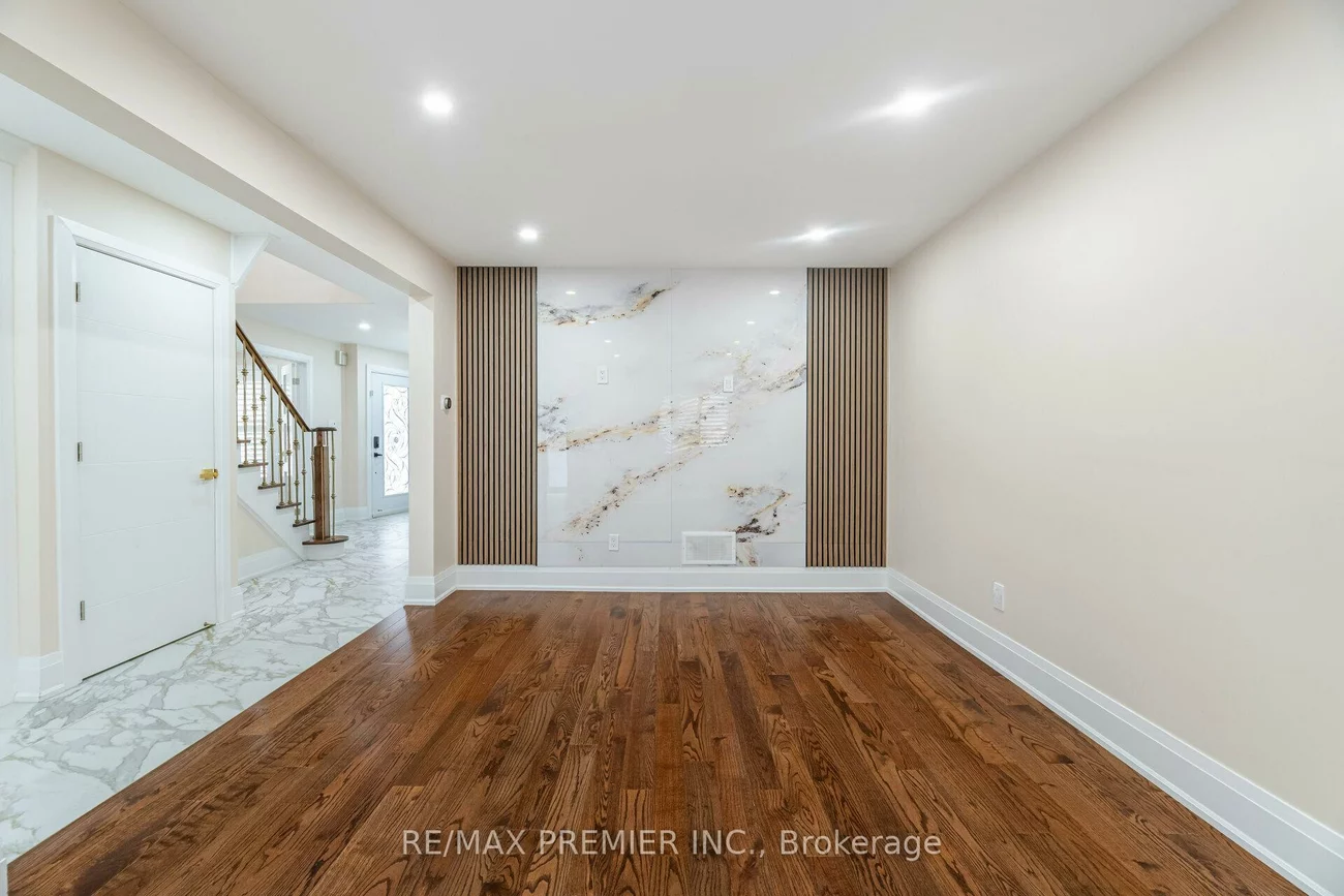 495, Fairview, Fairview, Mississauga
