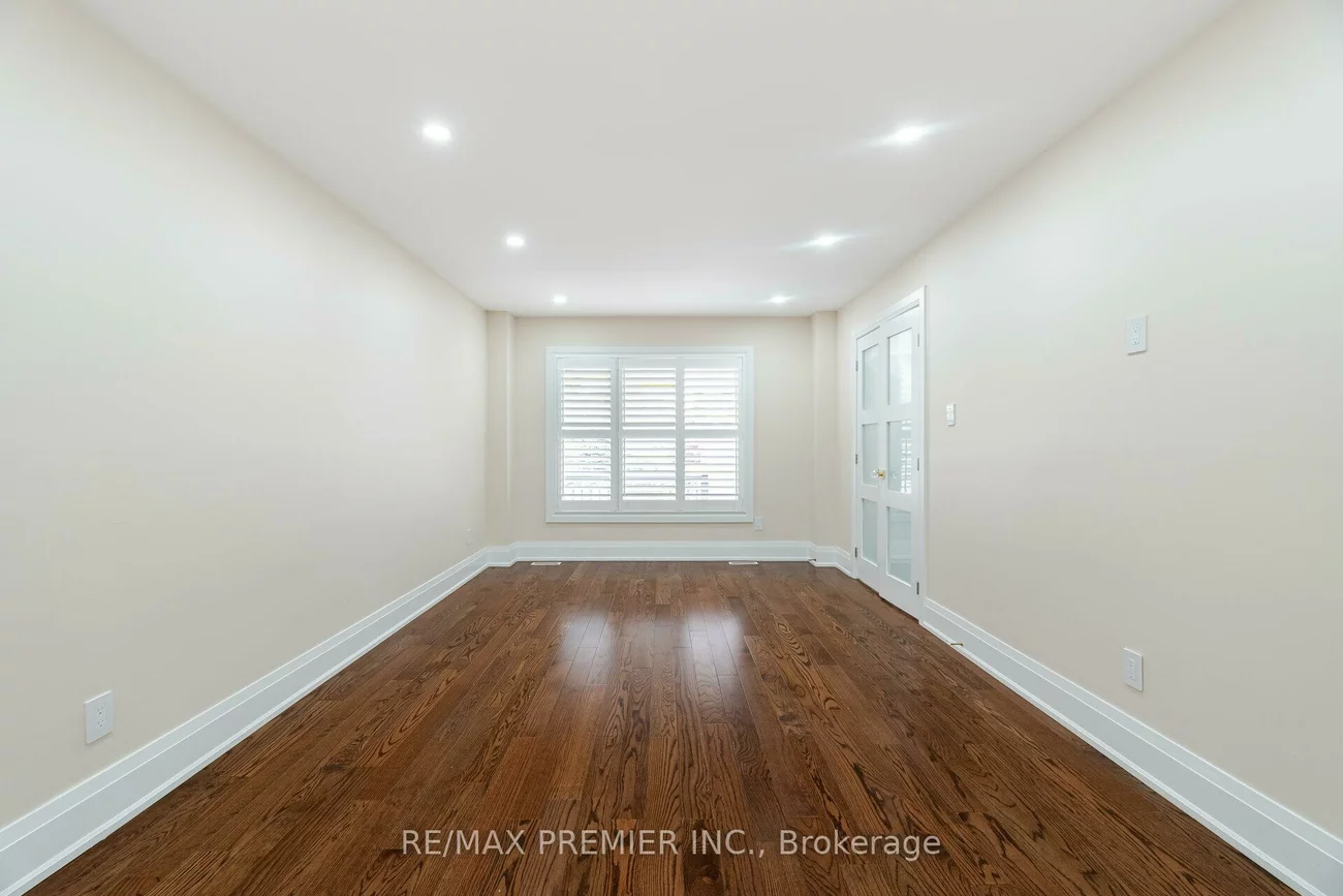 495, Fairview, Fairview, Mississauga