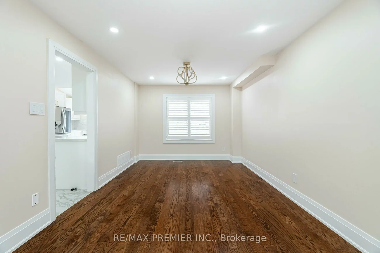 495, Fairview, Fairview, Mississauga