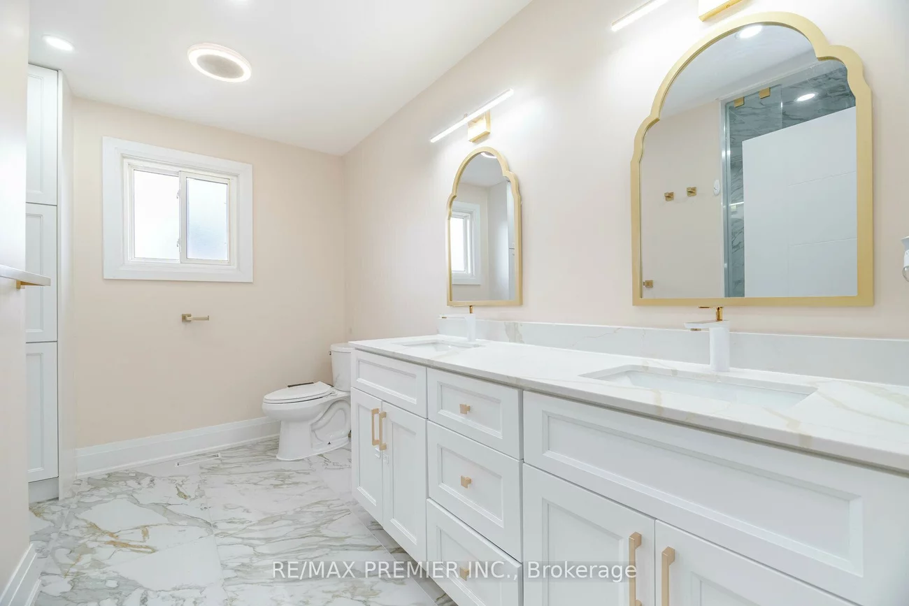 495, Fairview, Fairview, Mississauga
