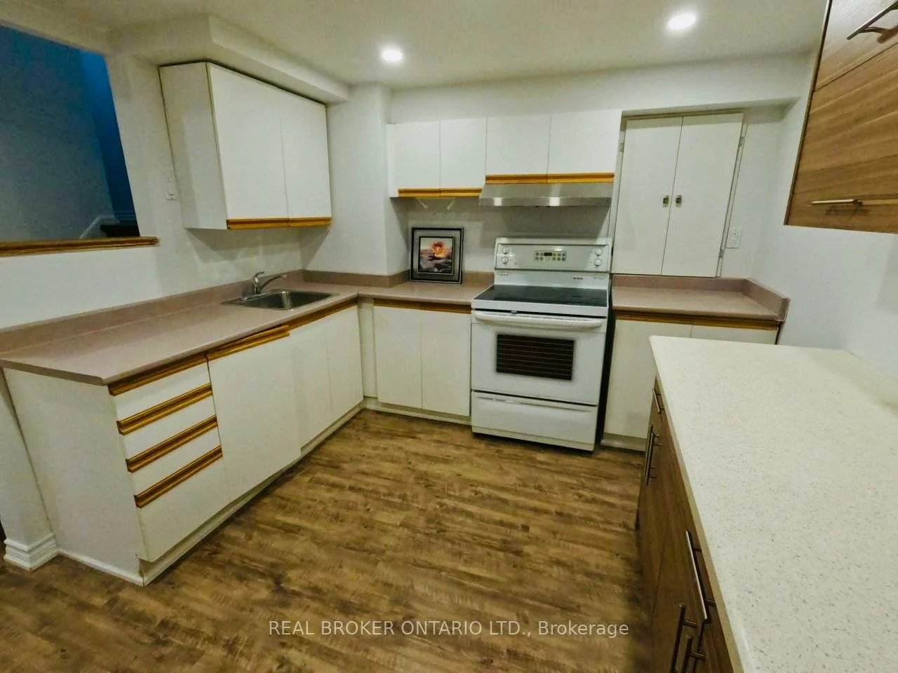 3616, Cherrington, Erin Mills, Mississauga