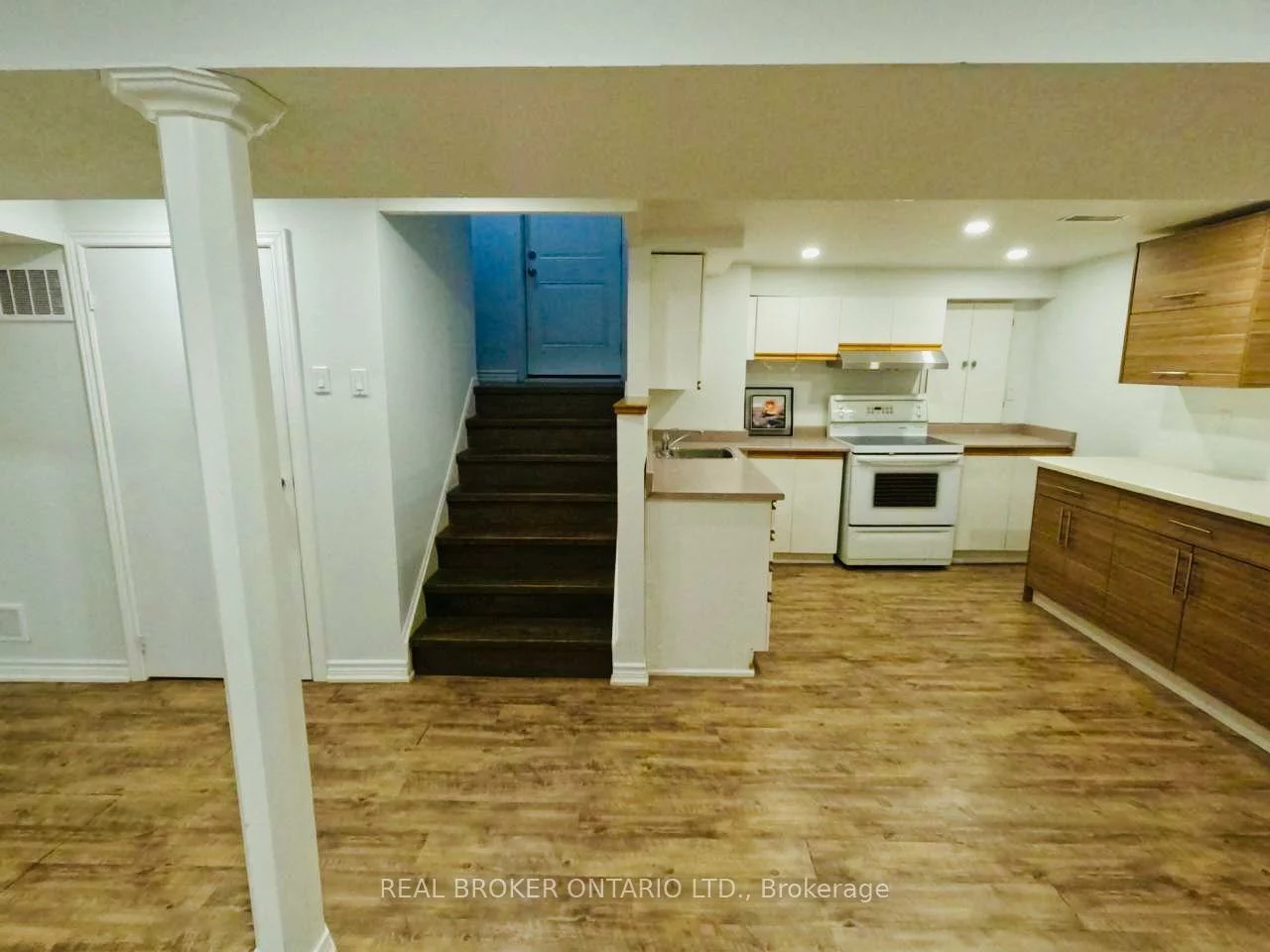 3616, Cherrington, Erin Mills, Mississauga