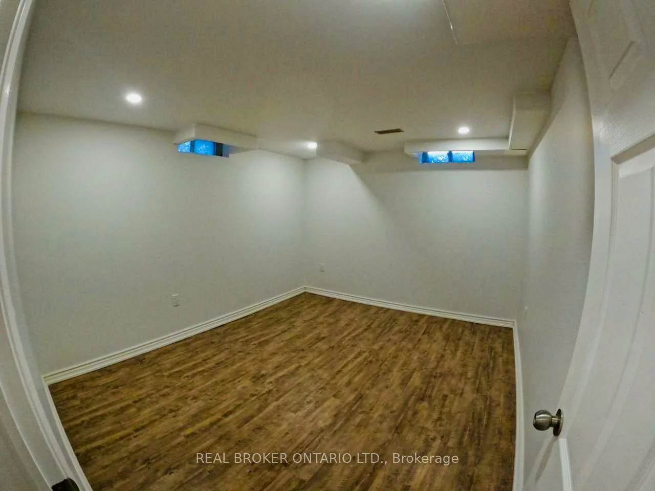 3616, Cherrington, Erin Mills, Mississauga