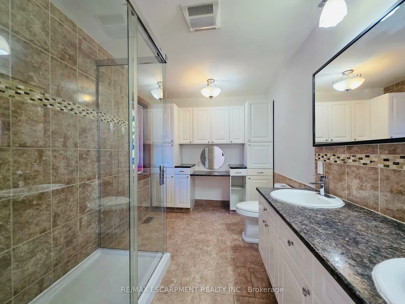 1200, Birchview, Lorne Park, Mississauga