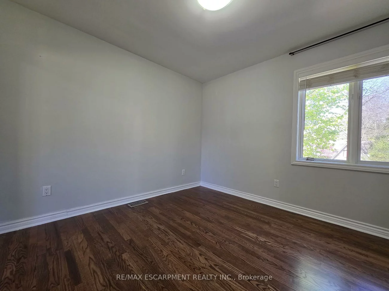 1200, Birchview, Lorne Park, Mississauga