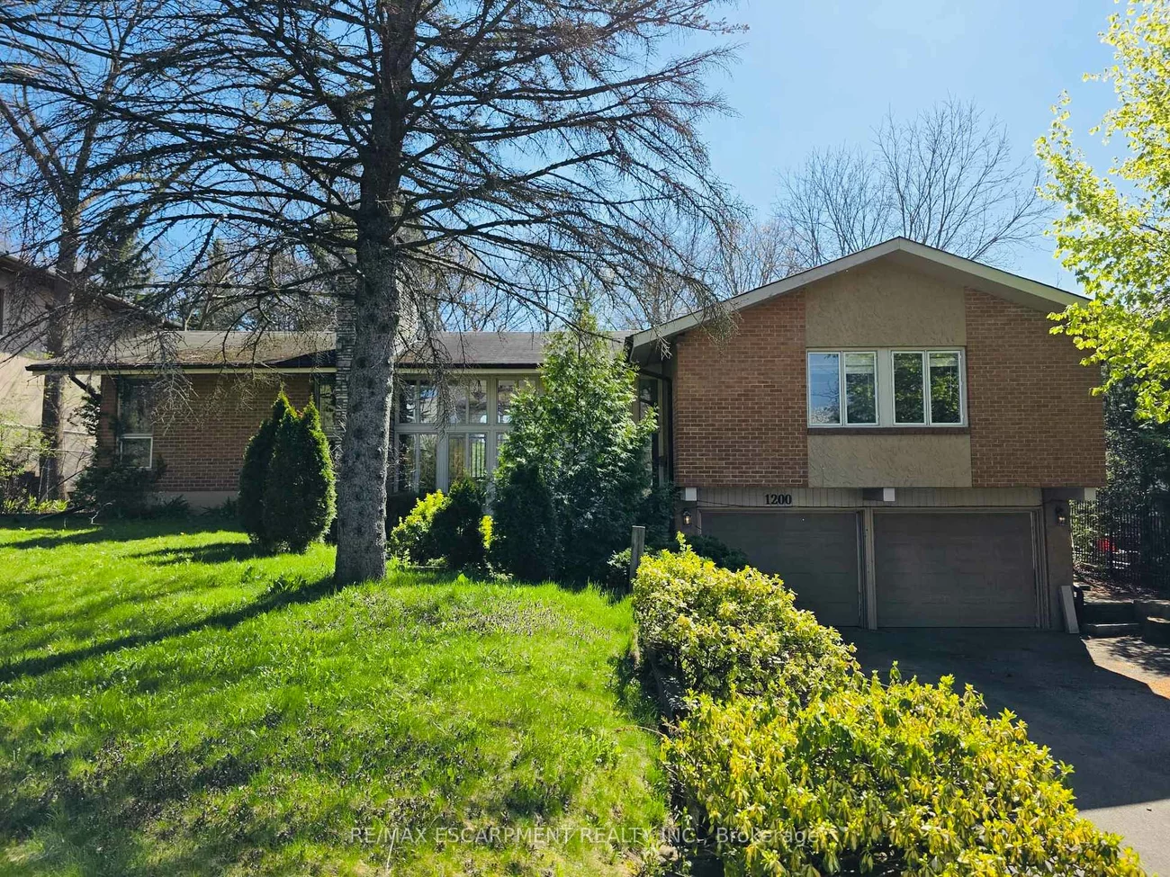 1200, Birchview, Lorne Park, Mississauga