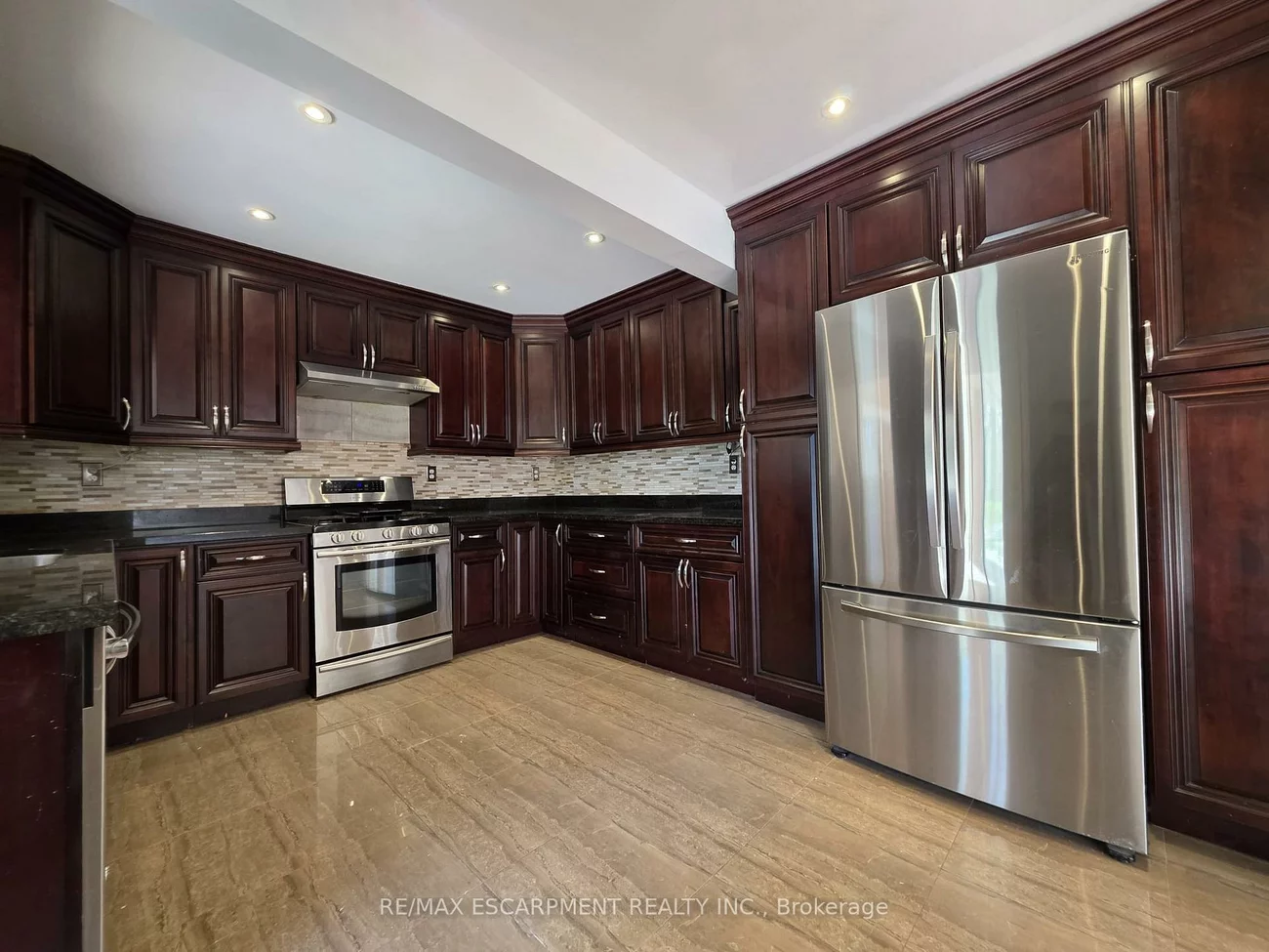 1200, Birchview, Lorne Park, Mississauga