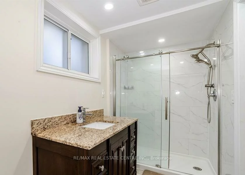 5513, Turney, Streetsville, Mississauga