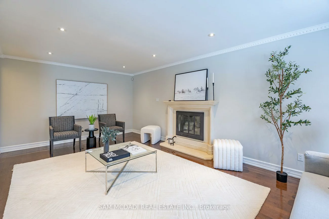 1836, Friar Tuck, Sheridan, Mississauga