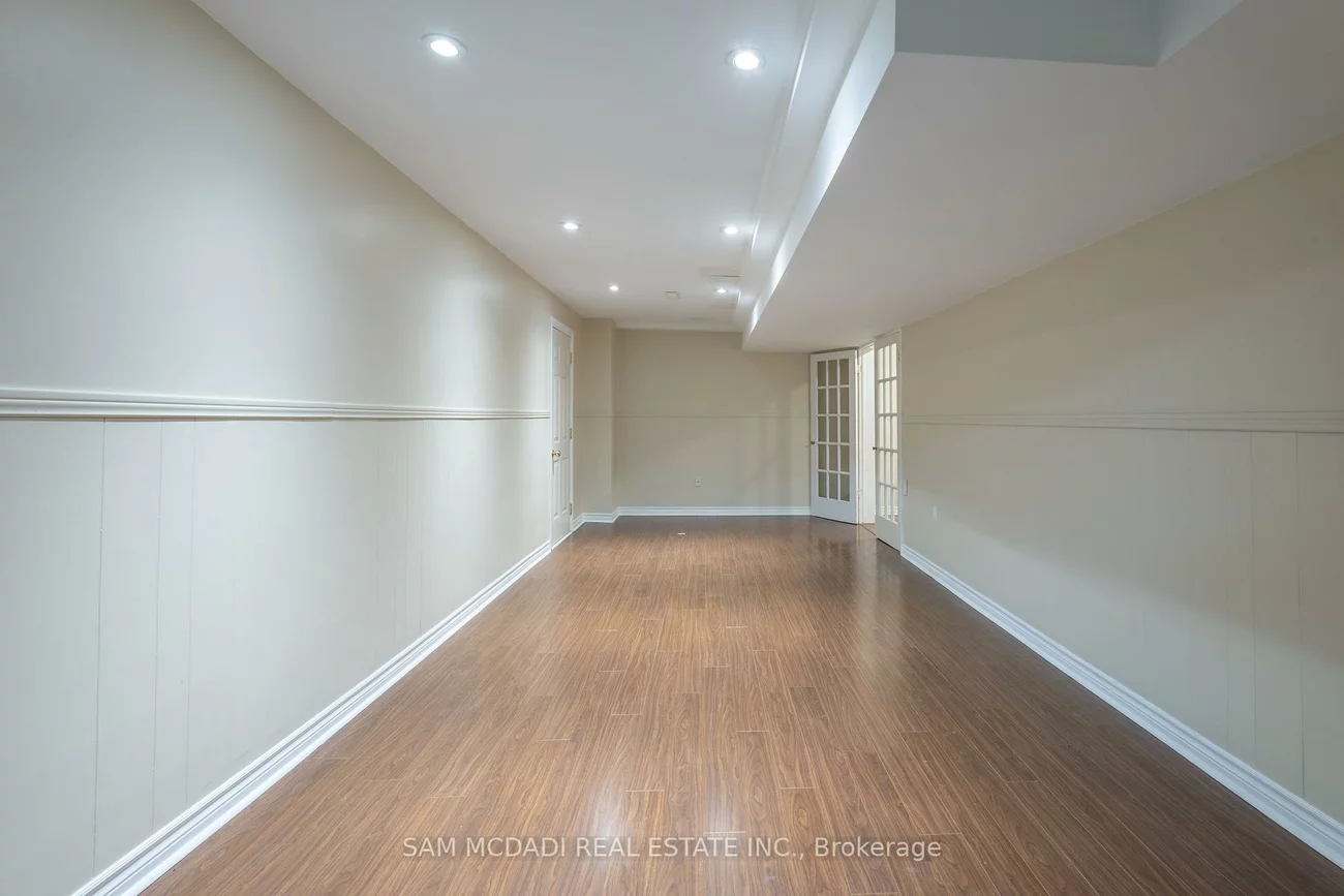 1836, Friar Tuck, Sheridan, Mississauga