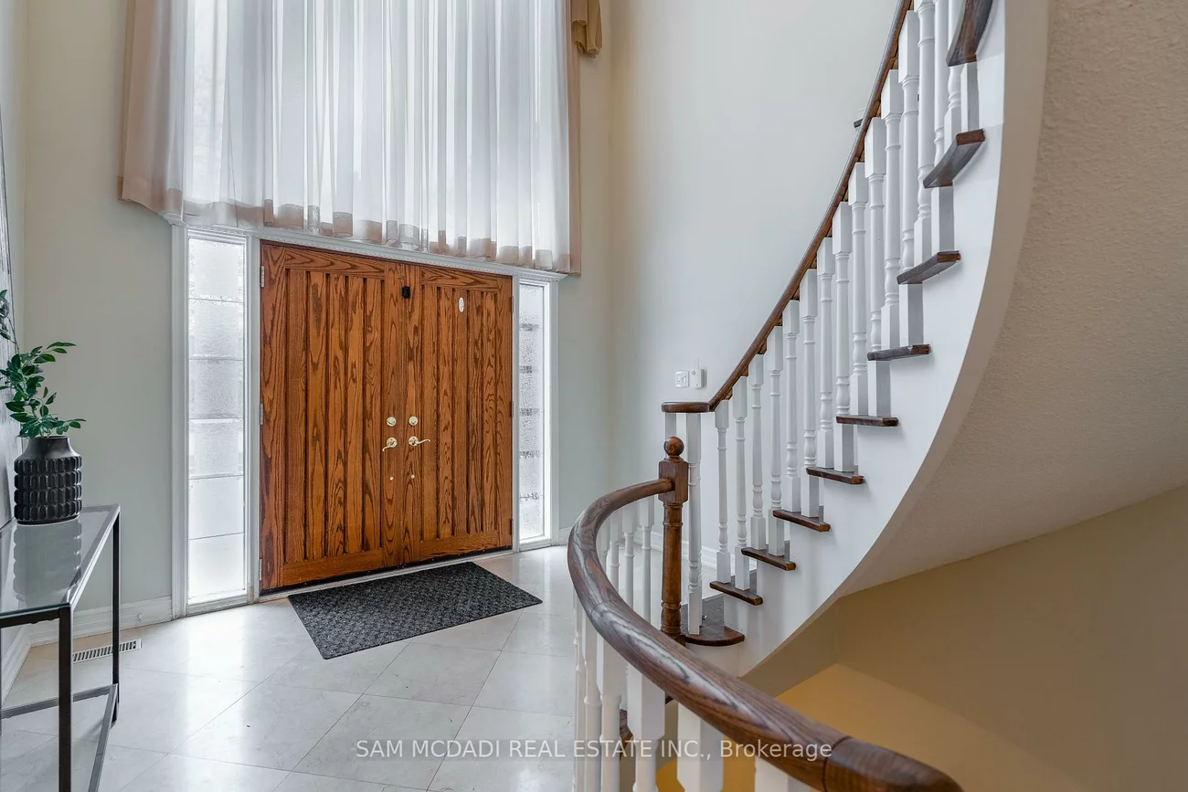 1836, Friar Tuck, Sheridan, Mississauga