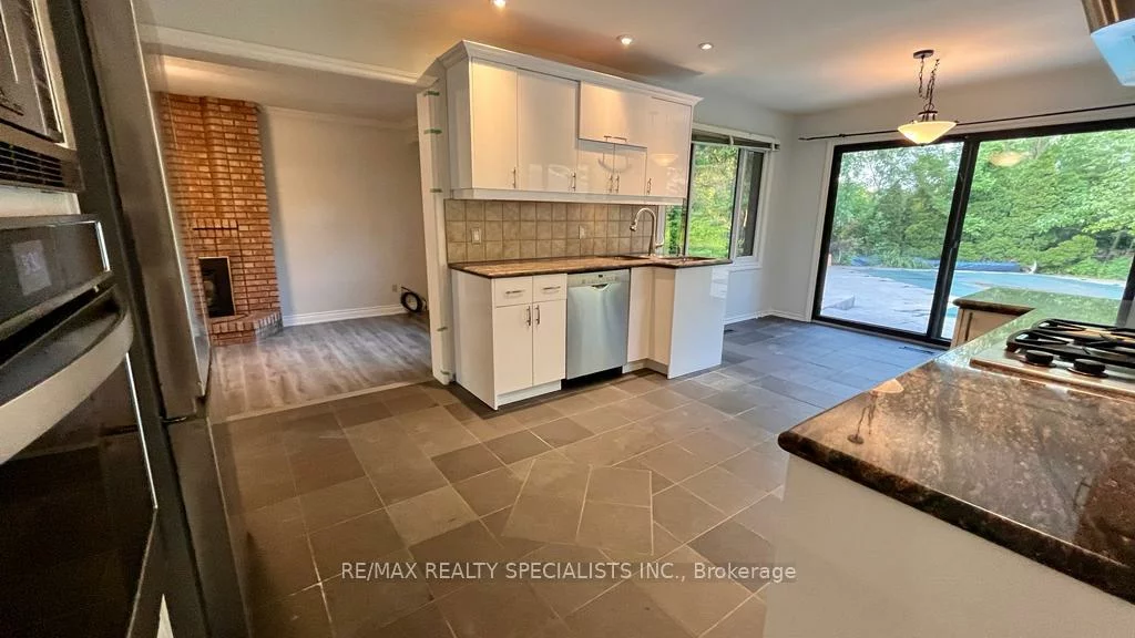 1773, Melody, Central Erin Mills, Mississauga
