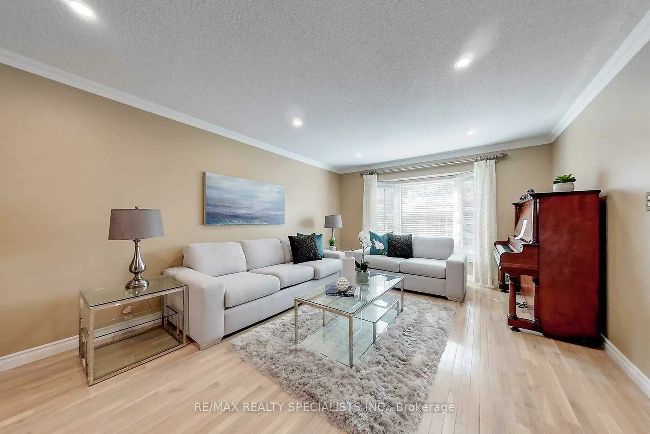 1773, Melody, Central Erin Mills, Mississauga