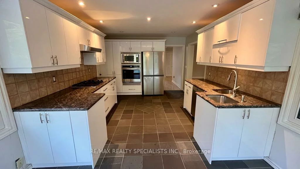 1773, Melody, Central Erin Mills, Mississauga