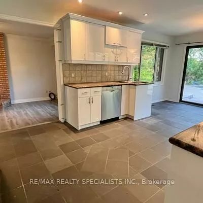 1773, Melody, Central Erin Mills, Mississauga