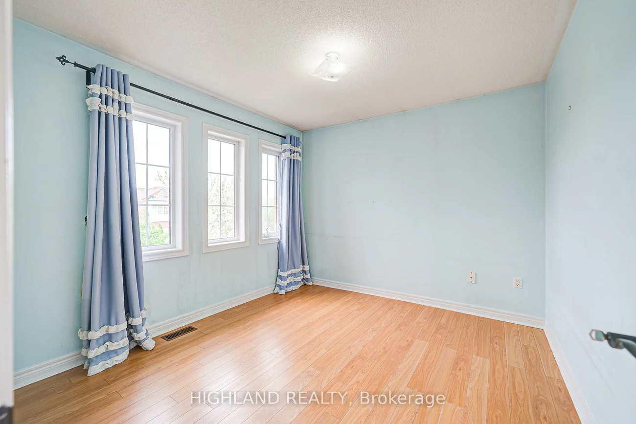 2359, Bankside, Central Erin Mills, Mississauga