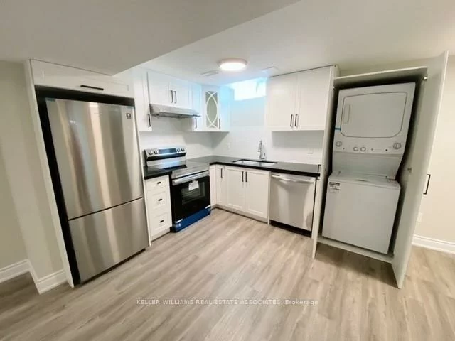 922, Silverthorn Mill, Meadowvale Village, Mississauga