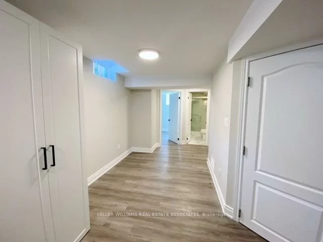 922, Silverthorn Mill, Meadowvale Village, Mississauga