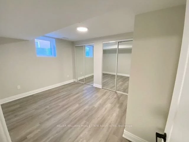 922, Silverthorn Mill, Meadowvale Village, Mississauga